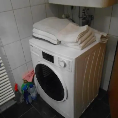 Zentrum Bahnhof * 多恩比恩